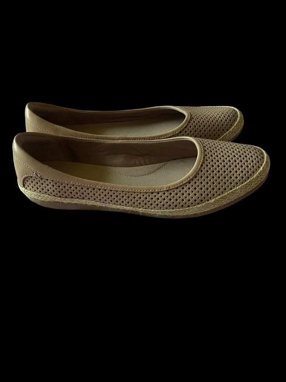 Clarks Womens Tan Danelly Adira Perforated Espadrille Slip On Flats Size 10